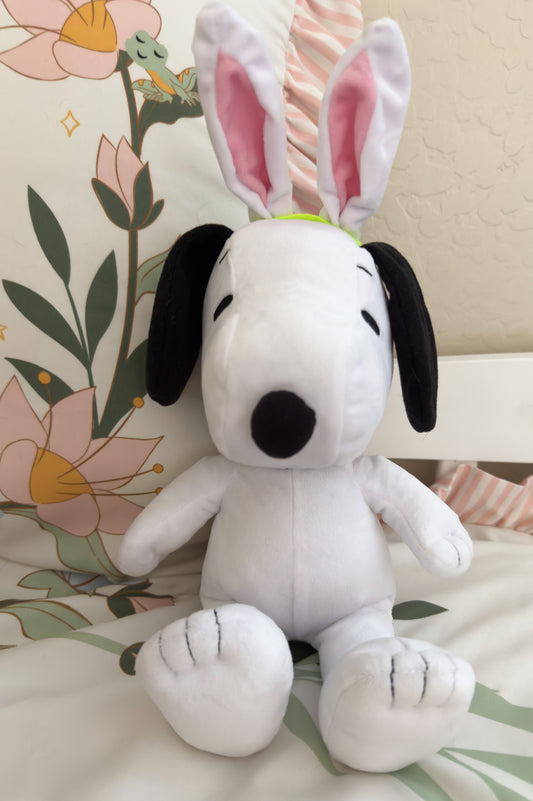 Snoopy | White and Black Peanuts Character Plush Stuffed Animal  (12 in)