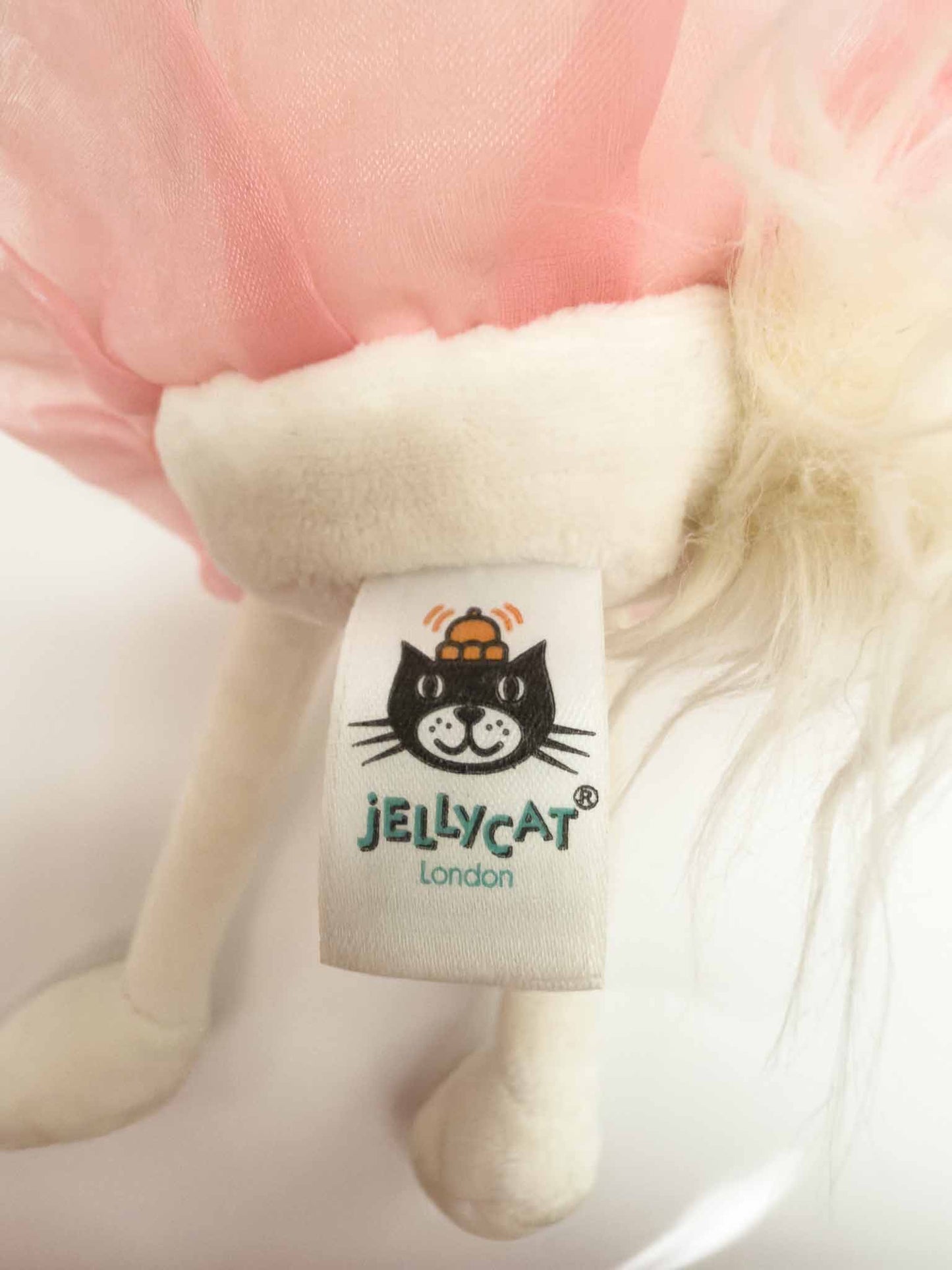 Nora | White Unicorn Jellycat Plush Stuffed Animal (7 in)